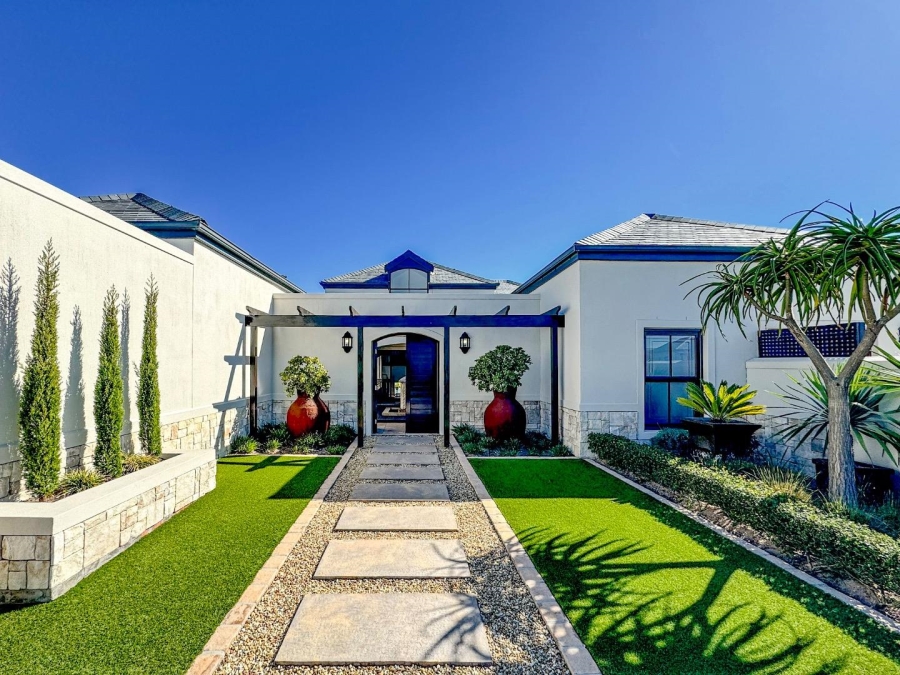 5 Bedroom Property for Sale in Atlantic Beach Golf Estate Western Cape